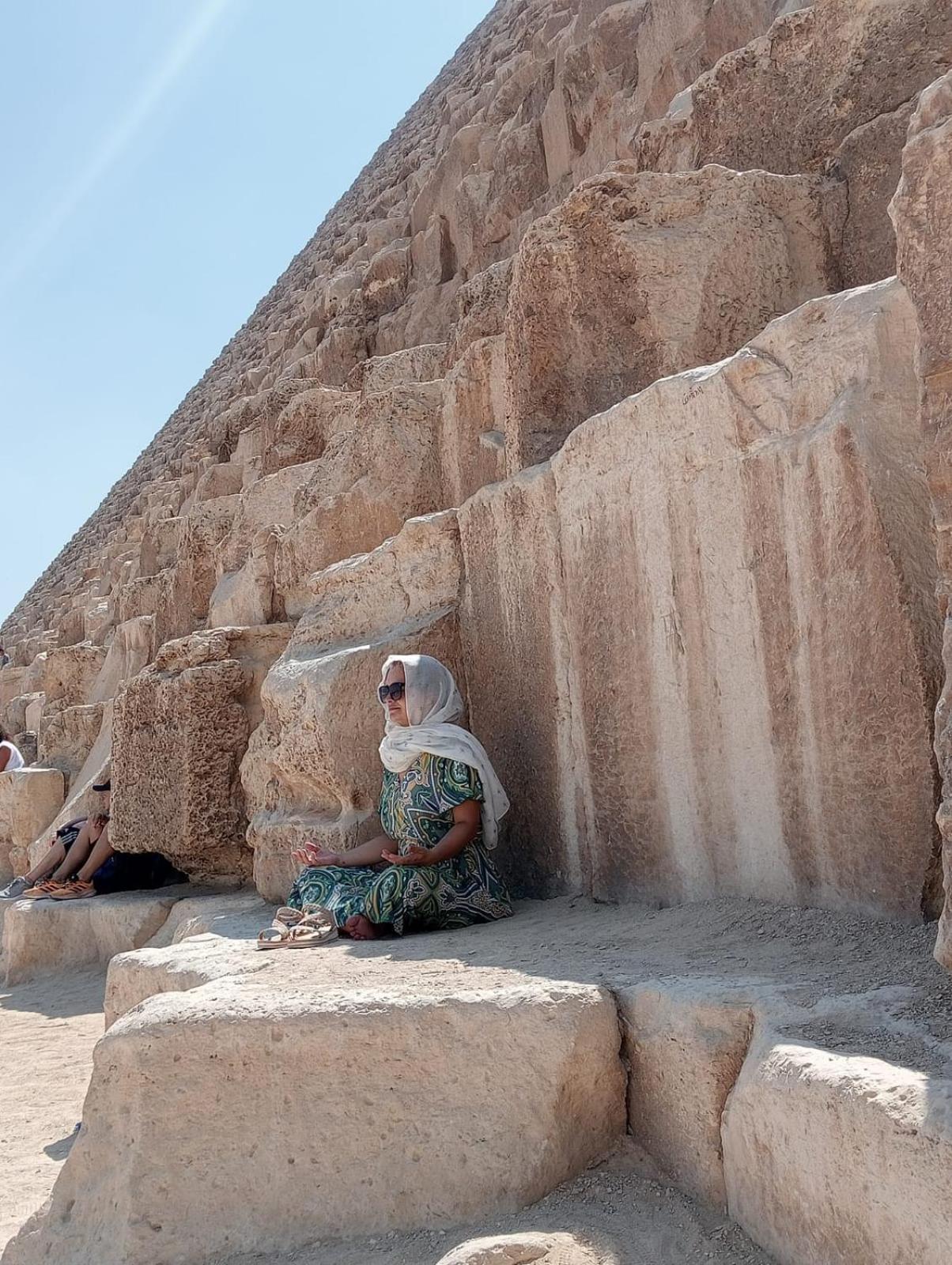 Momen Pyramids Inn Kafret el-Gabal Extérieur photo